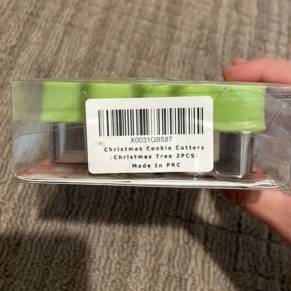 Christmas holiday tree cookie cutters NWT - Picture 3 of 3